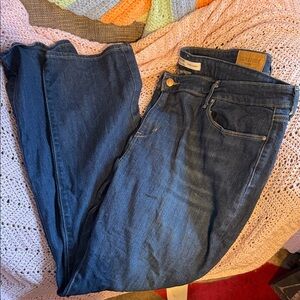 Signature by Levi Strauss Women's Straight Leg Jeans - Dark Blue